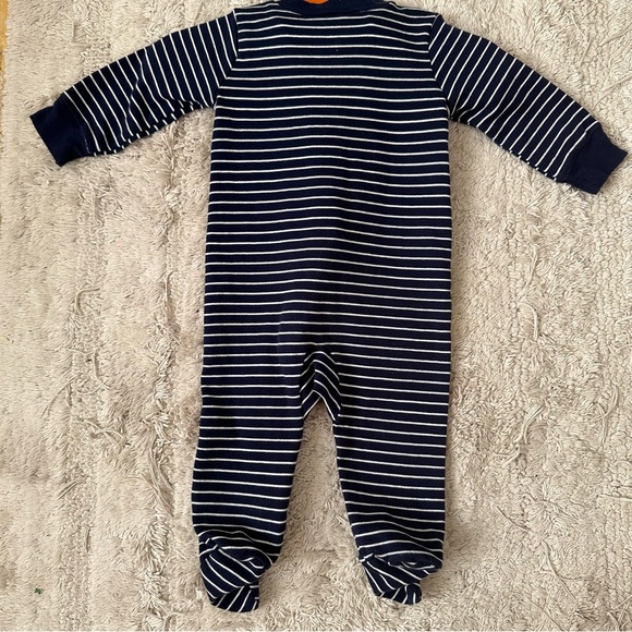 Carter’s sleep and play, 2 way zip - NWOT - 6 month - Picture 3 of 5
